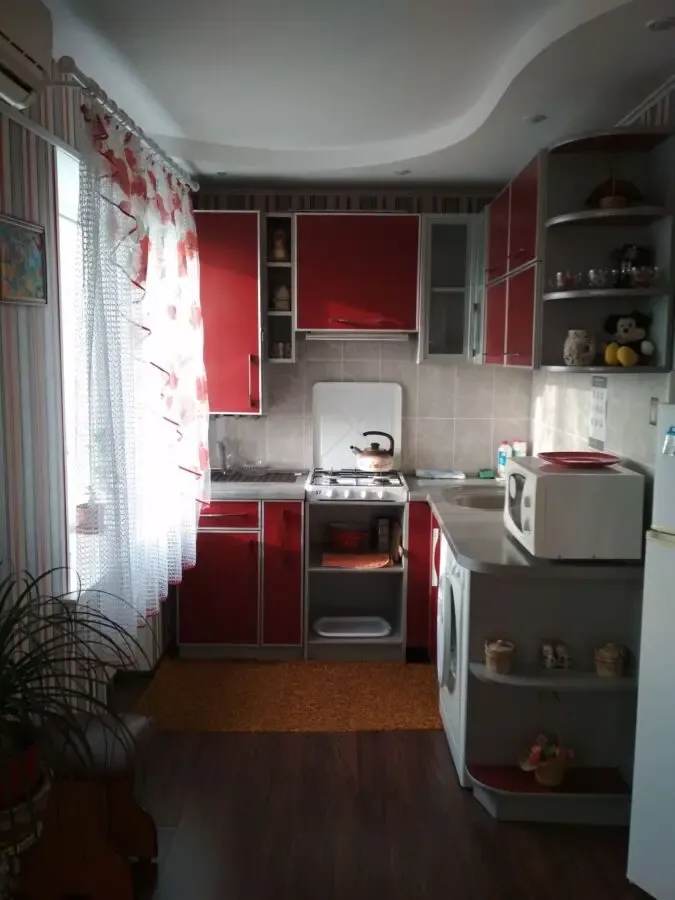 Сдам 1-комнатную квартиру в центре города Кропивницкий 2