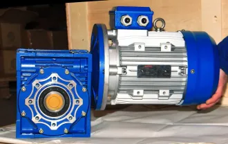 Мотор-редуктор, редуктор червячний.