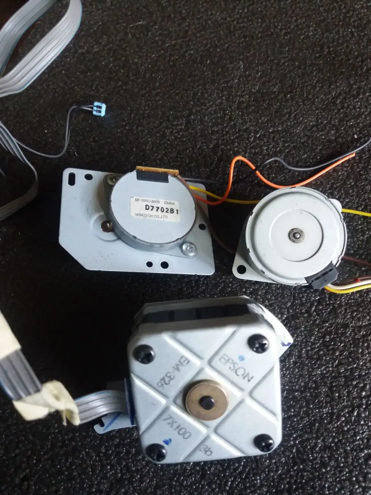 Шаговый мотор, двигатель. япония.