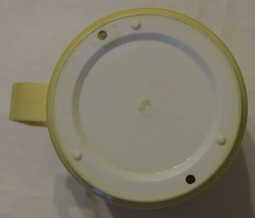 Магнитный стакан кружка 325 мл. Есть коробка родная. 7