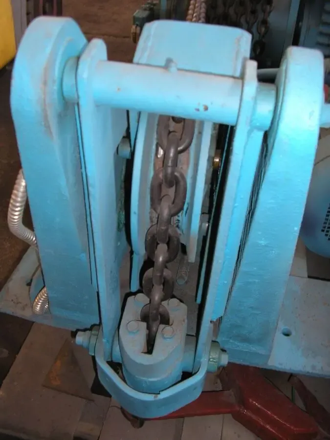 Лебідка електрична для підіймання туш ВРХ ЛМБ-1-1000. склад.зберігання 3