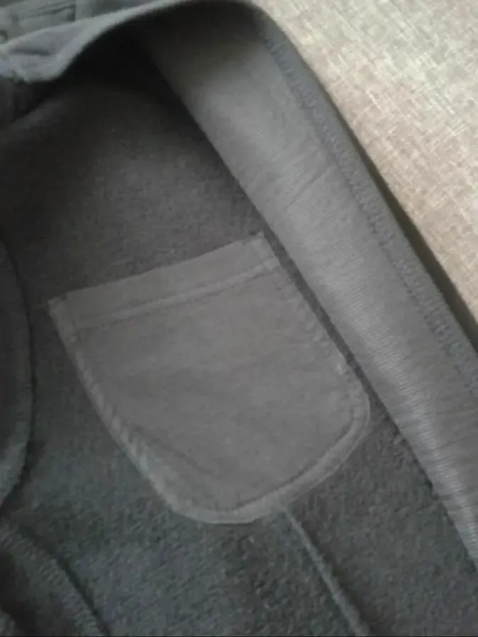 Стильный новый пиджак 