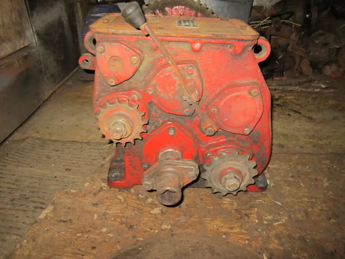 Редуктор силосного комбайна рось 3