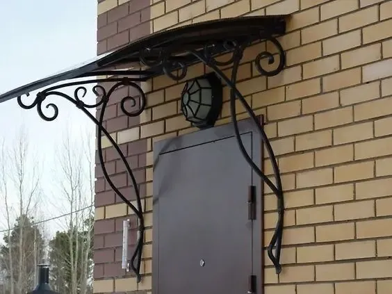 Навесы и козырьки под заказ для дома. Кованные ворота 8