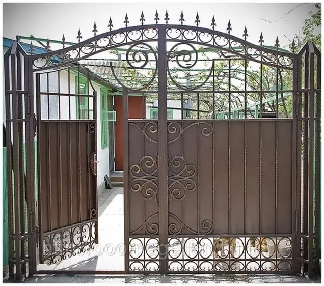 Навесы и козырьки под заказ для дома. Кованные ворота 6