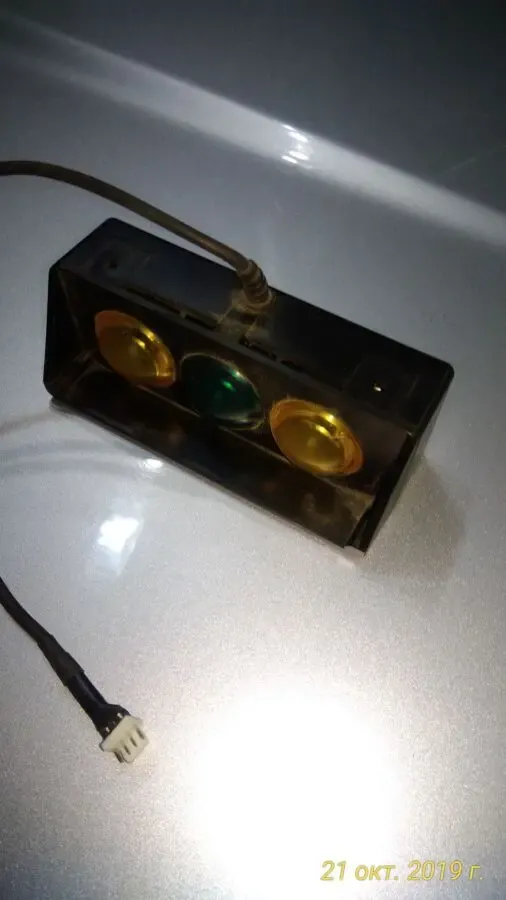 Продам блок сигнальных фонарей «свободно/занято» к таксометрам 3