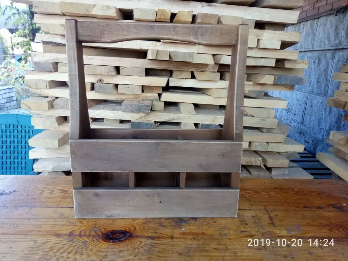 Ящик для живого пива из натурального дерева. 4