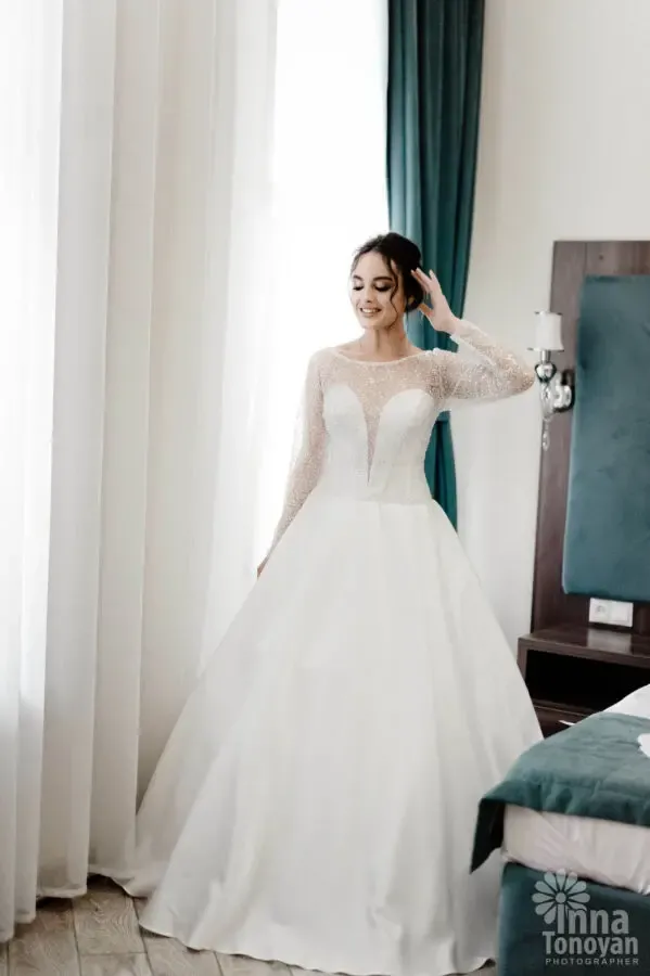 Стильное Новое Свадебное платье 