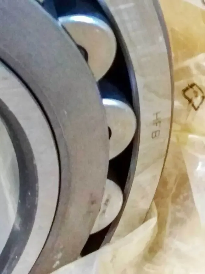 Подшипник 22224 CKW33 HFB и втулку HFB H3124 110 mm 4