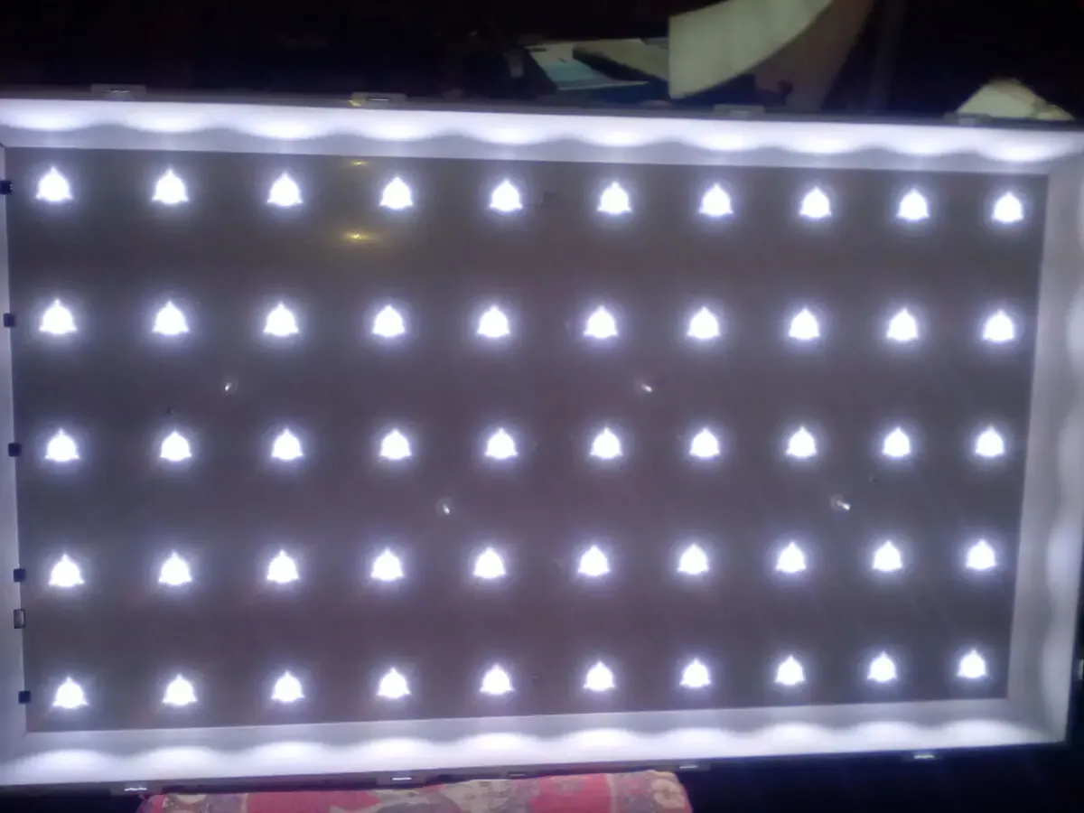 Запчасти к 102-м телевизорам 2