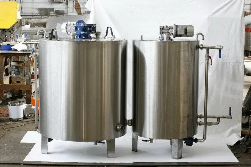 Смеситель эмульгатор для кремов, мазей, растворов ПАВ и емульсий в кос 2