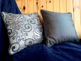 Декоративная подушка,интерьерная.