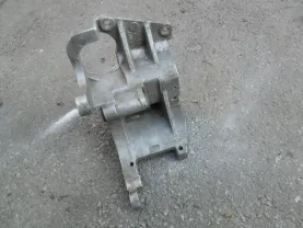 Кронштейн генератора Форд Эскорт, 1.6, 16v Ford 948F10K360AB, оригинал