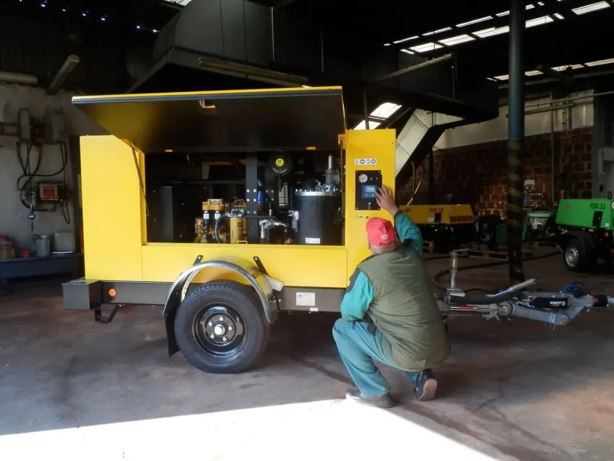 Ремонт винтовых компрессоров Atmos Kaeser Atlas Copco Compair 5