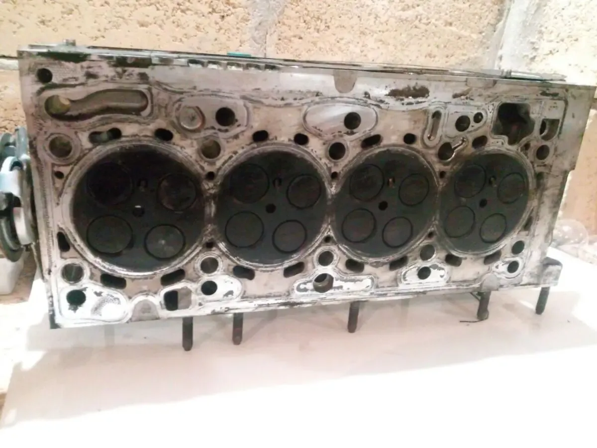 04L103063E 04L103063C 04L103373 гбц головка блока в сборе 1,6TDI 2,0TD 2