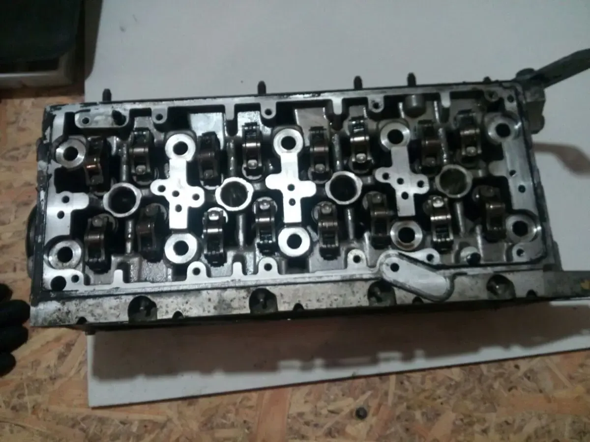 04L103063E 04L103063C 04L103373 гбц головка блока в сборе 1,6TDI 2,0TD