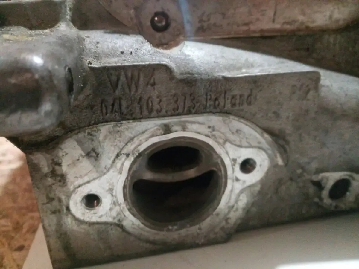 04L103063E 04L103063C 04L103373 гбц головка блока в сборе 1,6TDI 2,0TD 4