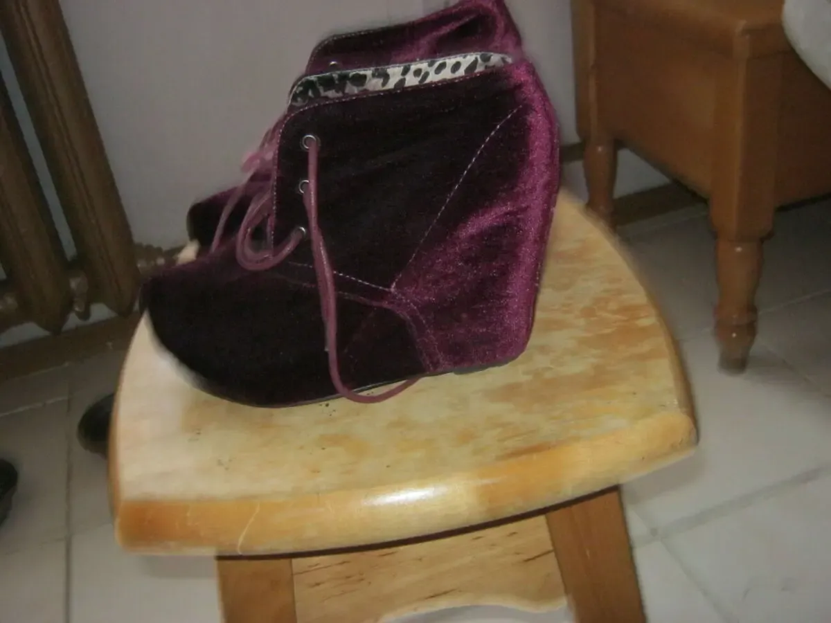 Ботильоны веллюровые