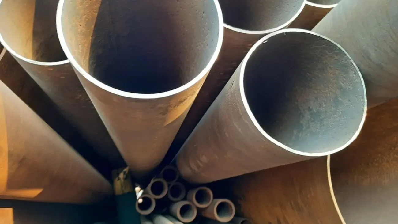 Продам трубу 325*6-8 17тн 2