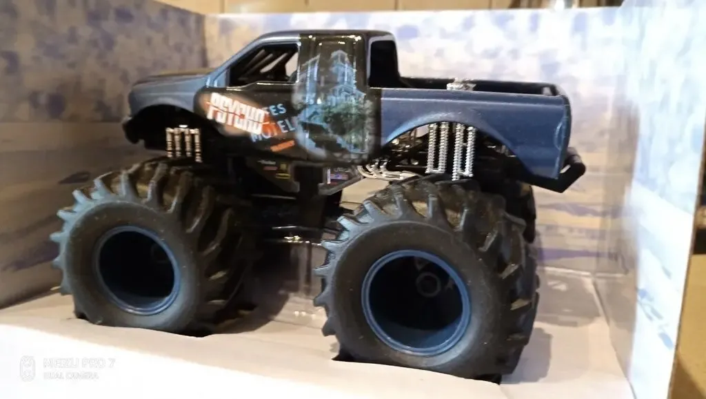 1:43 Big Foot PSYCHO