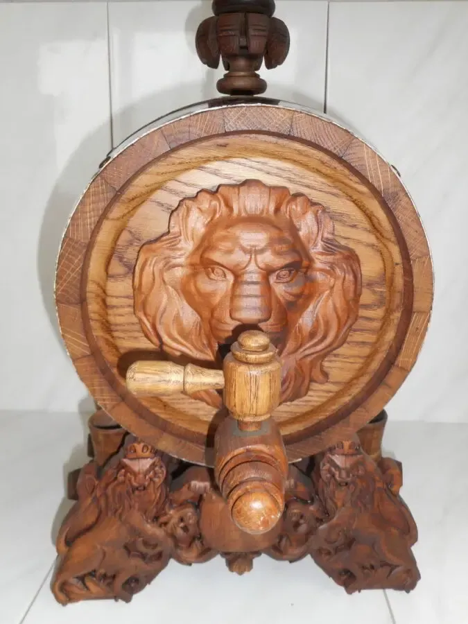 Бочка дубовая ЛЕВ 9 л в наличии