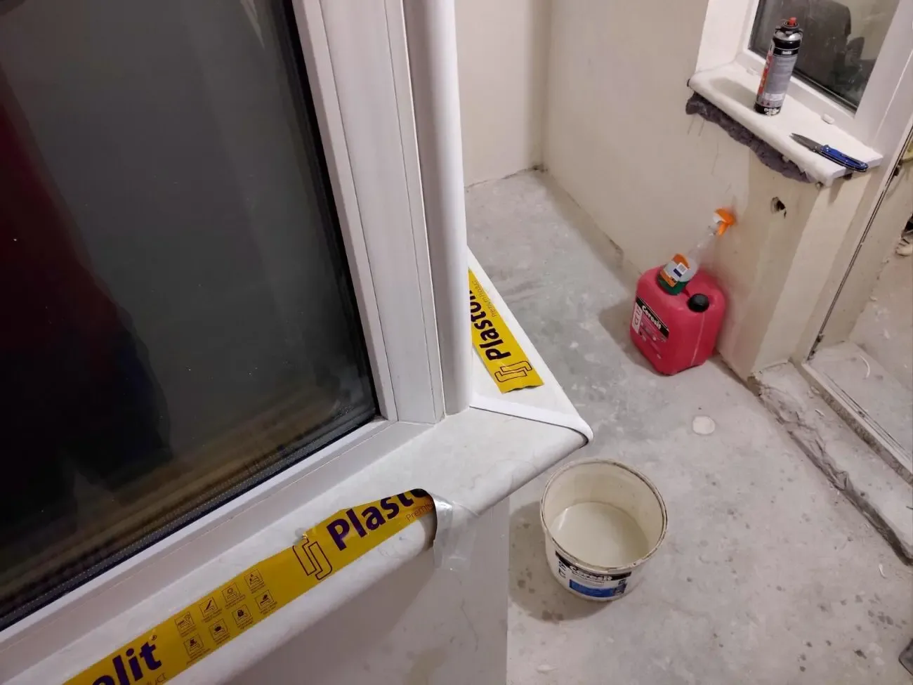 Подоконники Пластолит 9