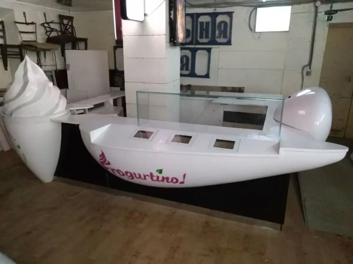 Торговый остров, площадка, витрина. 3