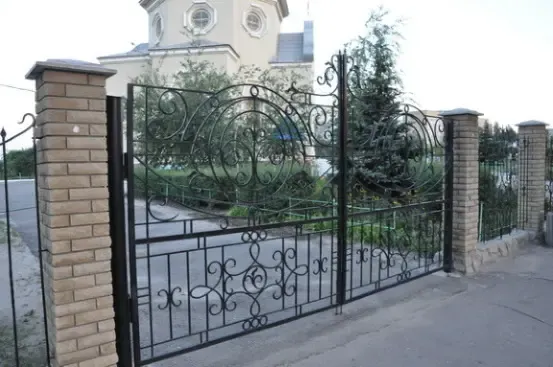 Ворота решетчатые откатные, раздвижные, распашные. 