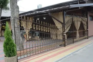 Ворота решетчатые откатные, раздвижные, распашные. "Броневик"