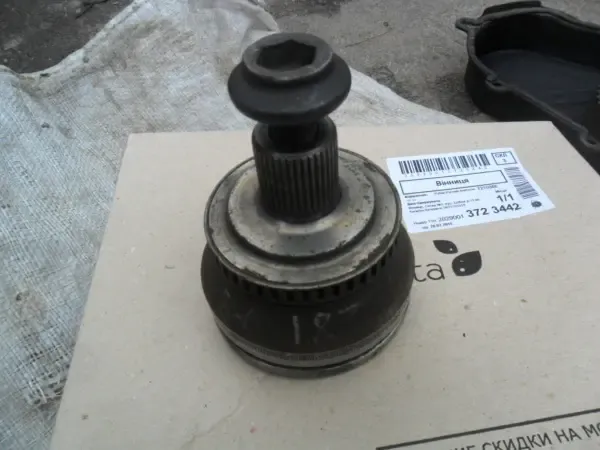 ШРУС наружный (граната) VW-Ауди 8DO 407 305 J