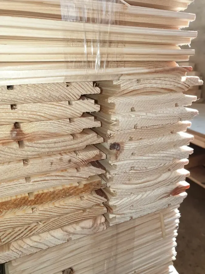 Вагонка сосна-смерека, рейка монтажная, брус и доска, рейка строганная 2