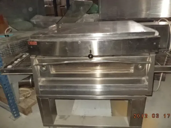 Печь для пиццы тоннельная, б/у.