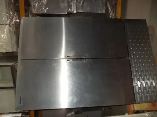 Холодильные шкафы, нержавеющ., 2-х дверн., б/у, в ассортименте. 10