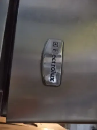 Холодильные шкафы, нержавеющ., 2-х дверн., б/у, в ассортименте. 2