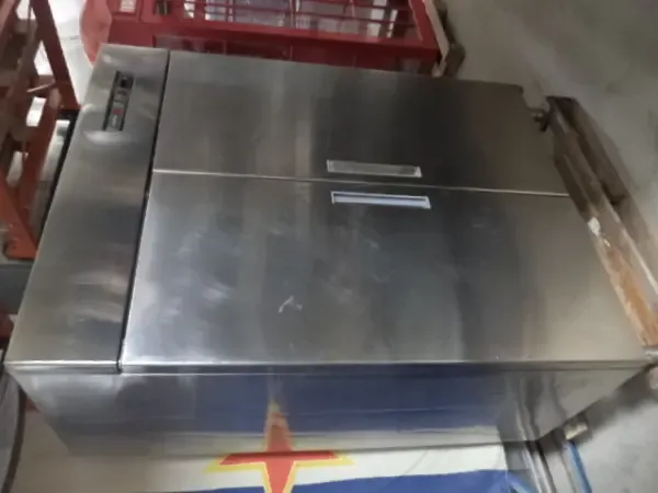 Шкафы  холодильные, нерж. 2- двер., б/у в ассортменте. 2