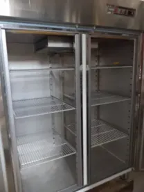 Шкафы  холодильные, нерж. 2- двер., б/у в ассортменте.