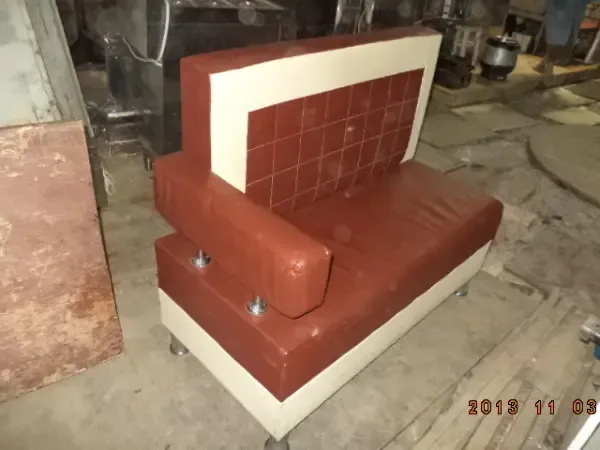 Диваны и столы, б/у в ассортименте. 7