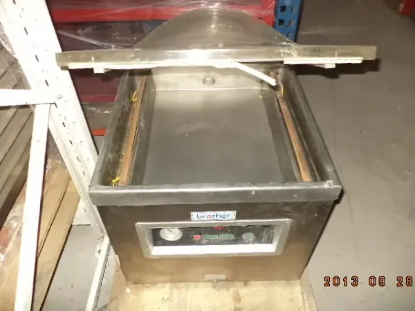 Вакуумупаковщик, б/у. 2