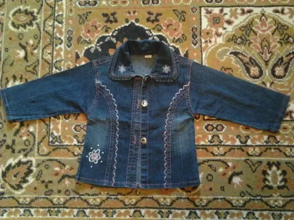 Джинсовая куртка на девочку