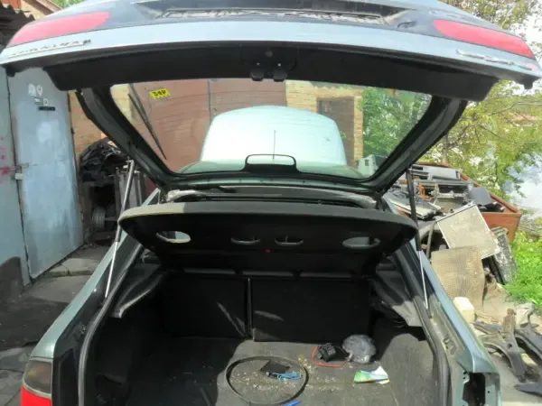 Полка багажного отделения Рено Лагуна 1, 98 года Оригинал, 7700822535 5