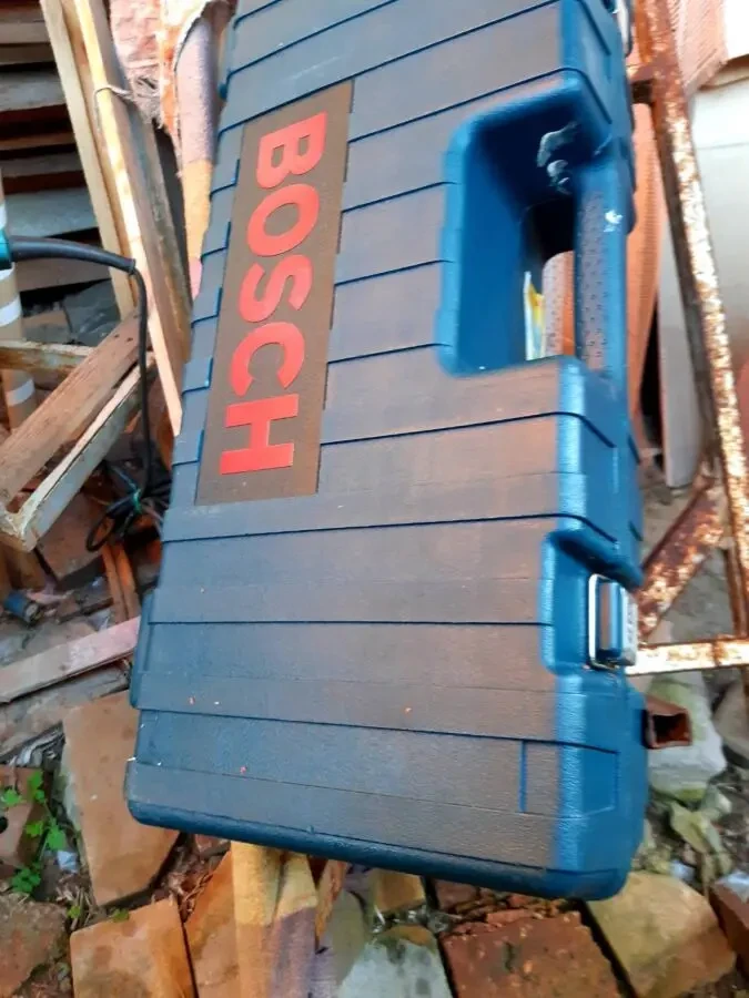 Ящики Makita, Bosch, Hilti разные. 6