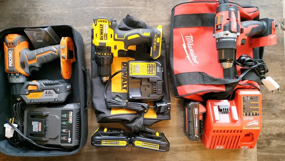 Шуруповерт Milwaukee, Dewalt, Bosch. 7