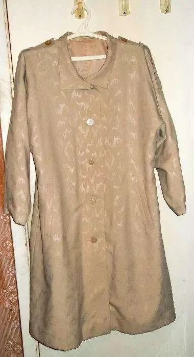 Женский плащ.  Раз. № 46-48