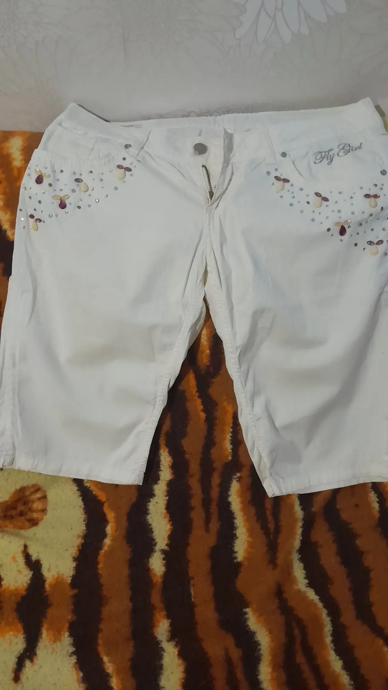 Нарядные капри отличного качества со стразами и красивой выбивкой, 6