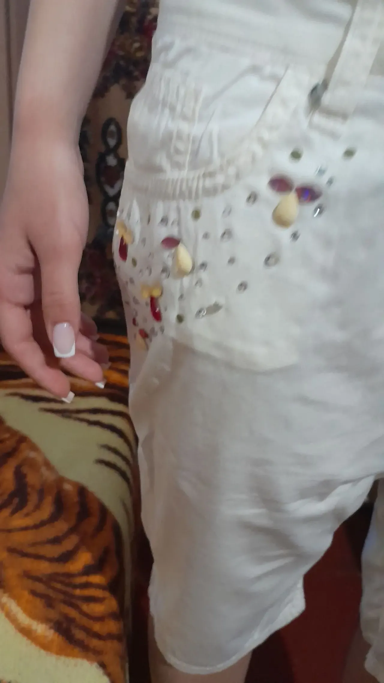 Нарядные капри отличного качества со стразами и красивой выбивкой, 8