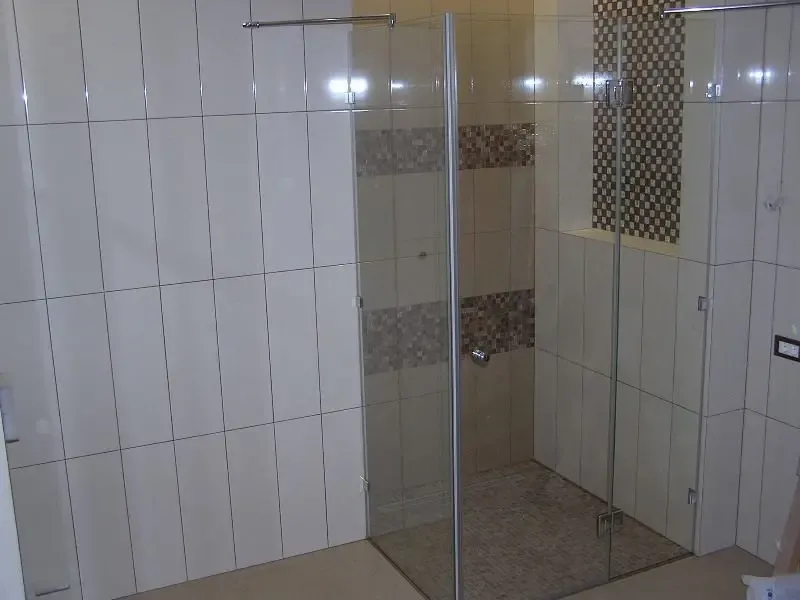 Душевой уголок изготовление под заказ