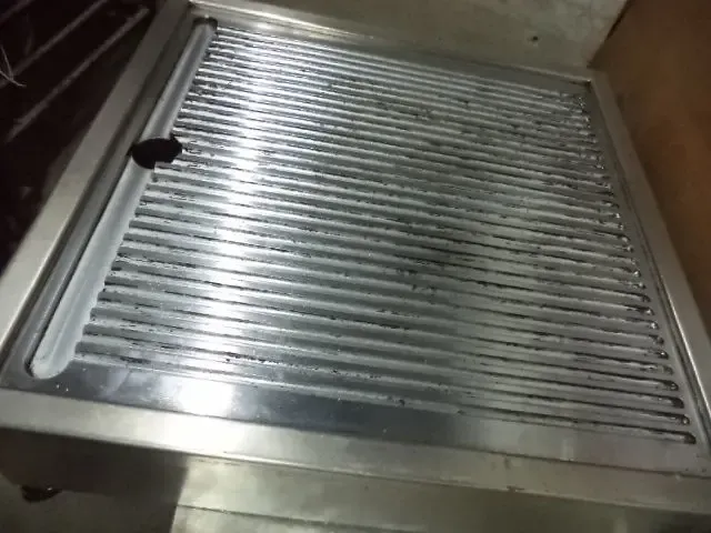 Жарочная поверхность, б у в рабочем состоянии.