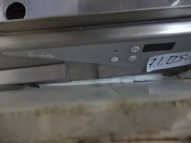 Жарочная поверхность, б у в рабочем состоянии. 8