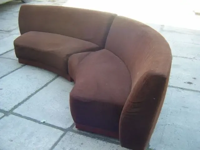 Диваны и барные табуреты, б у в хорошем состоянии. 5