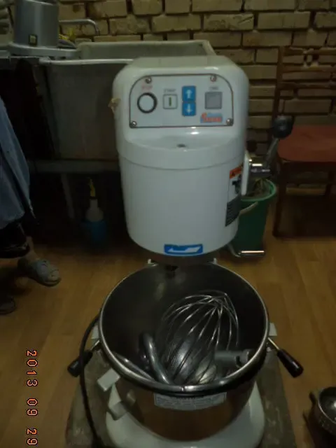 Кремовзбивальная машина Sigma, б у в рабочем состоянии. 6